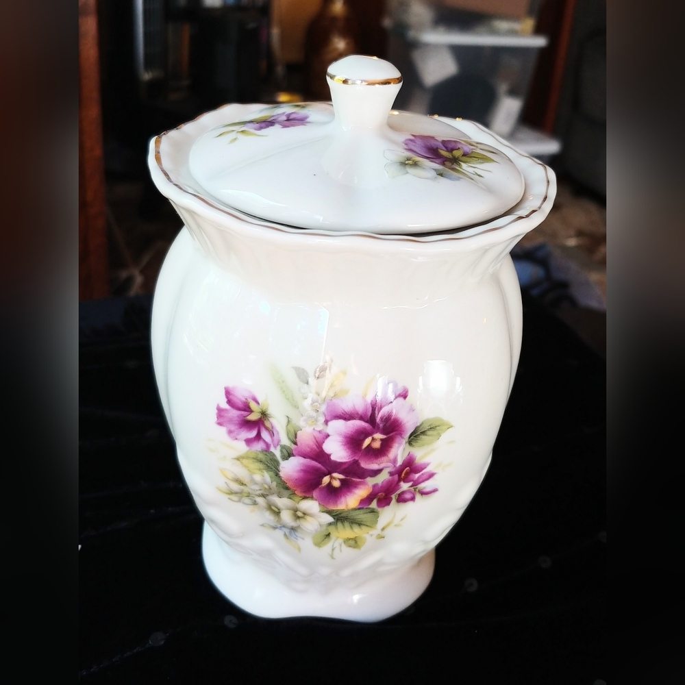Vintage English Olde Staffordshire Ceramic Pottery Violet Biscuit Jar Canister